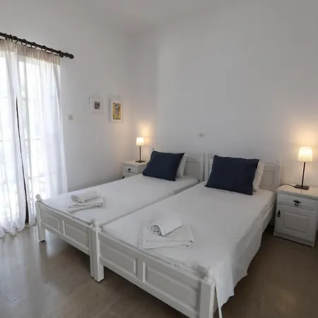 Lykomides Konukevi Linaria (Skyros)