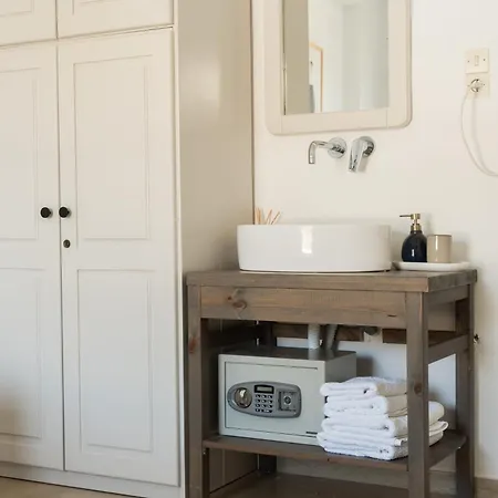 Konukevi Lykomides Linaria (Skyros)