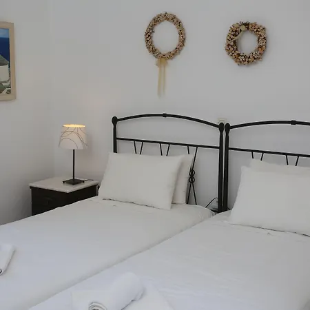 Lykomides Konukevi 3*