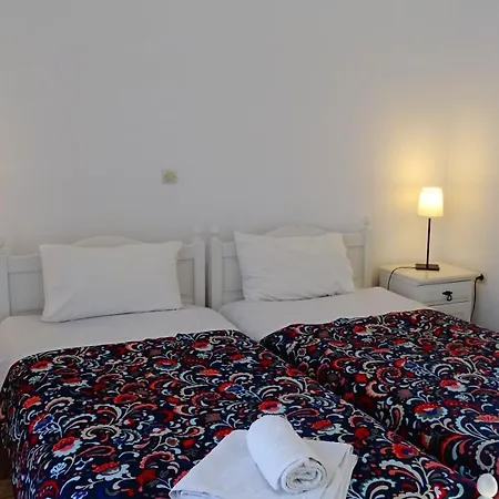 Lykomides Konukevi Linaria (Skyros)