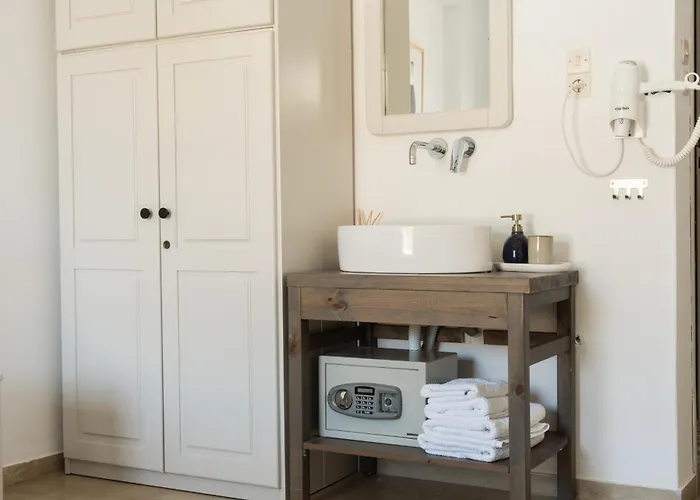 Konukevi Lykomides Linaria (Skyros)